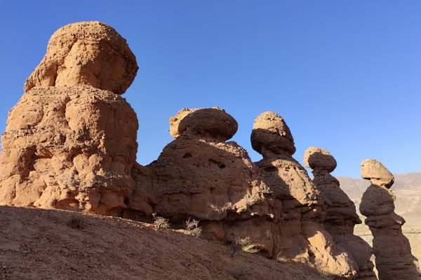 مجسمه‌های-بش‌باجیلار-شاهکار-طبیعت-در-ماهنشان