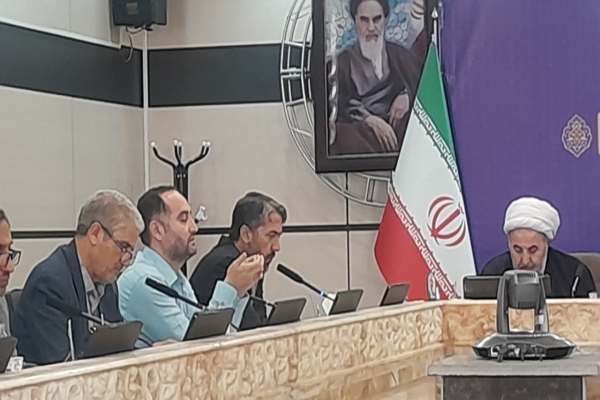 لزوم-رسیدگی-سریع-به-زمین‌های-رها-شده-زنجان-