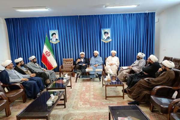 -با-زبان-جوانان-در-مسجد-حاضر-شویم