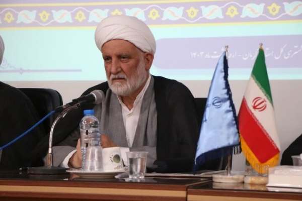 نگاه-غرب-به-زن-تحقیرآمیز-است