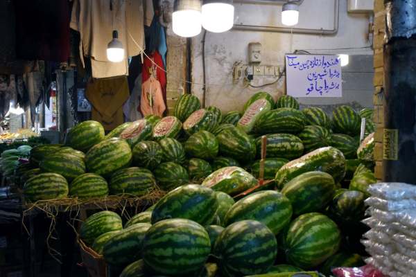 شور-یلدایی-در-بازار-سنتی-زنجان