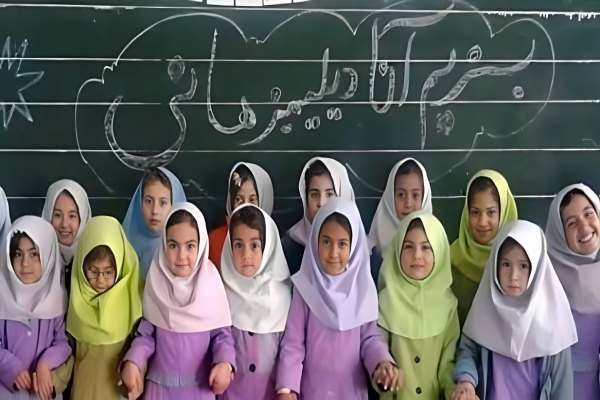 زبان-مادری-سرمایه‌ای-در-معرض-فراموشی