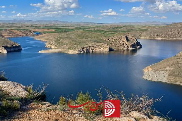 کاسه-تشنگی-در-قلب-سد-گلابر
