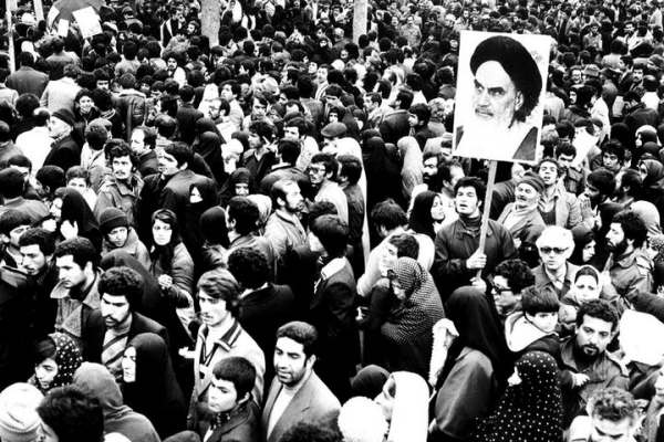 -۱۵-خرداد؛-بازسازی‌بخش-هویت-ایرانی-اسلامی