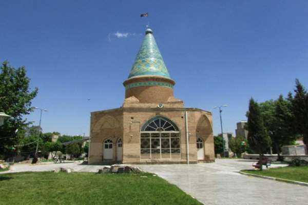 اقتصاد-ابهر-با-گردشگری-مذهبی-جان-می‌گیرد-