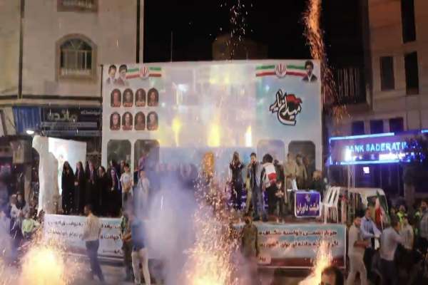 نورافشانی-آسمان-ابهر-در-شب-میلاد-پیامبر-(ص)