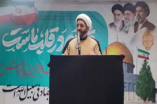 سپاه-و-ارتش-جواب-کوبنده-به-دشمنان-می‌دهند