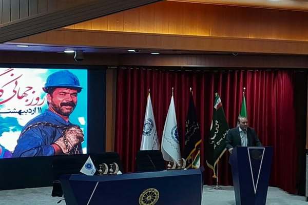 -نقش-کلیدی-کارگران-در-جهش-تولید