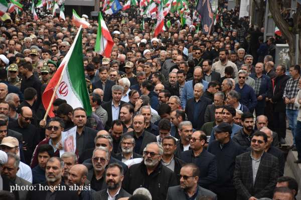تشییع-پرشور-شهدای-گردان-تخریب-در-زنجان